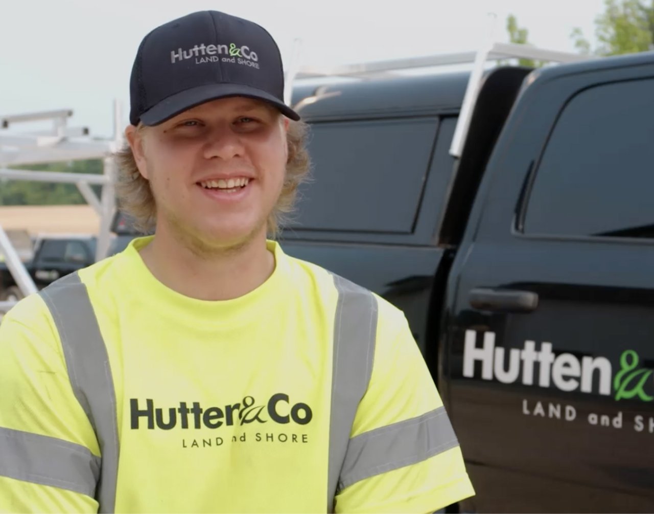 Hutten & Co. Land and Shore video
